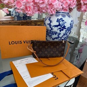 Louis Vuitton Pochette  Accessories FULL Set!!